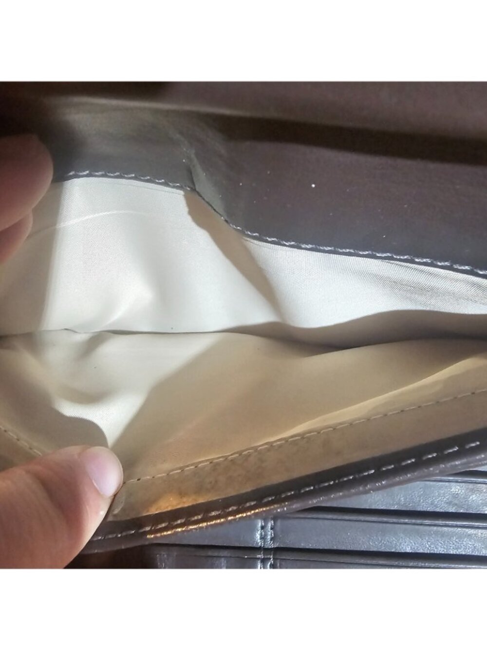 Coach Patent Leather Wallet Tri Fold Clutch Checkbook Holder Long Logo GUC - Picture 6 of 7
